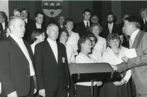 1975